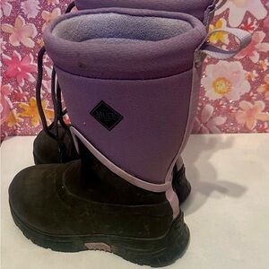 Muck Kids Purple and Black Rain & Snow Boots